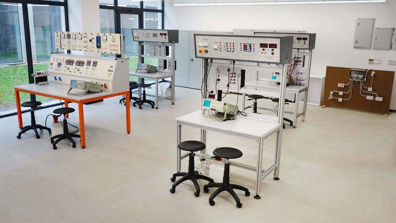 STB 32 – Electrical Machines and Power Electronics Laboratory